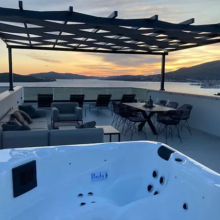 Apartment Penthouse Bluesky